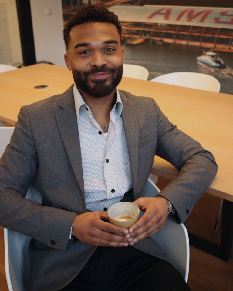 EVEN VOORSTELLEN: Ezra Breeveld